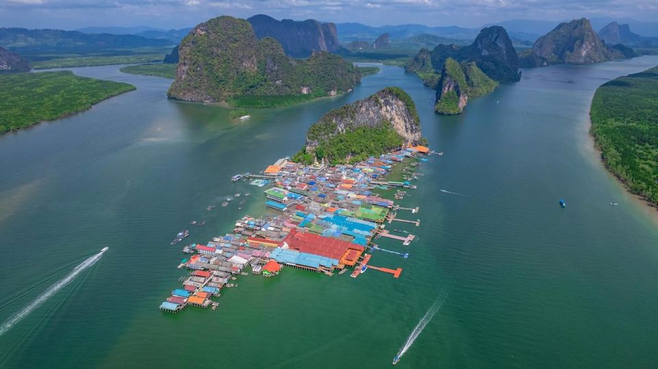 Khaolak: Sunrise to Phang Nga Bay and Jamebond Island Tour - Elephant Sanctuary Interaction
