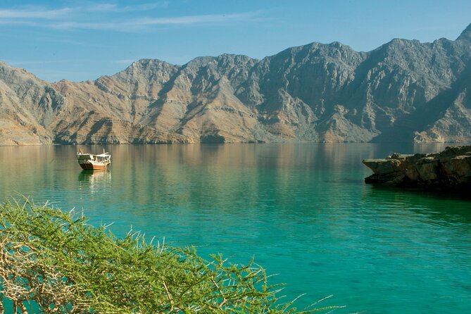 Khasab Full Day Dhow Cruise With Enjoying Snorkeling, Lunch & Dolphin Watching - Meeting and Pickup Arrangements