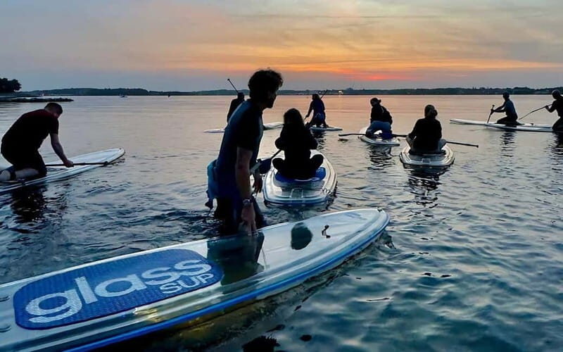 Kiel/Plön: glassSUP - guided night tour. Dive in without getting wet. - Key Points