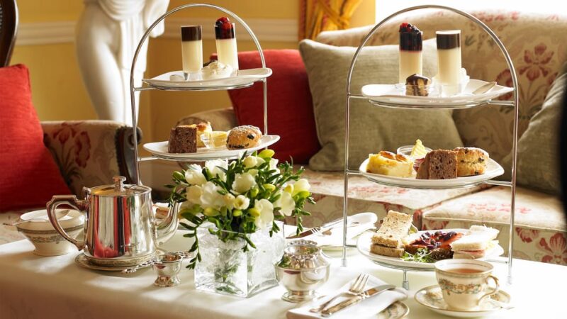 Killarney: Guided Tour With Afternoon Tea - Meeting Point and Tour Logistics