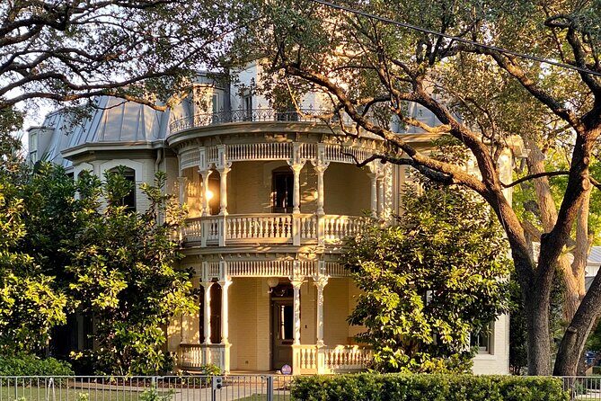 King William District Tour - A Detailed Look at the King William District Tour