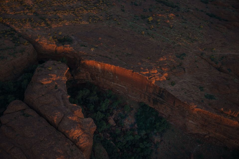 Kings Canyon: Helicopter Flyover - Inclusions