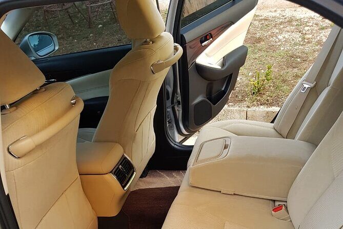 Kingston Airport Transfer to Ocho Rios - The Experience: What You Can Expect