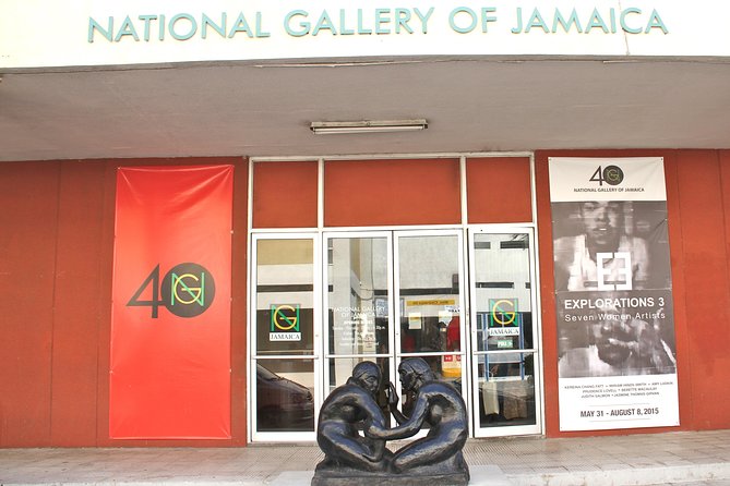 Kingston Half Day Community and Art Tour - Community Transformation Through Art