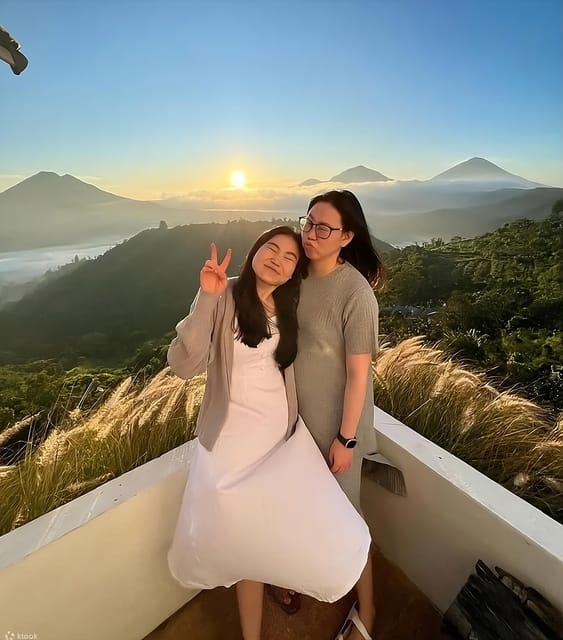 Kintamani: Aesthetic Cafe Sunrise Experience With Breakfast - Recommended Attire
