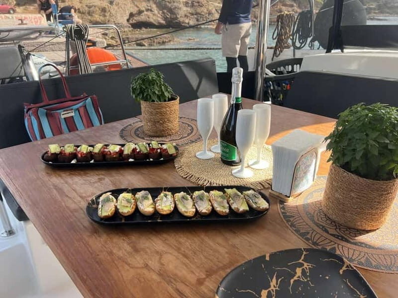 Kissamos: Balos & Gramvousa Sunset Luxury Catamaran Cruise - Setting Sail: What to Expect on the Cruise