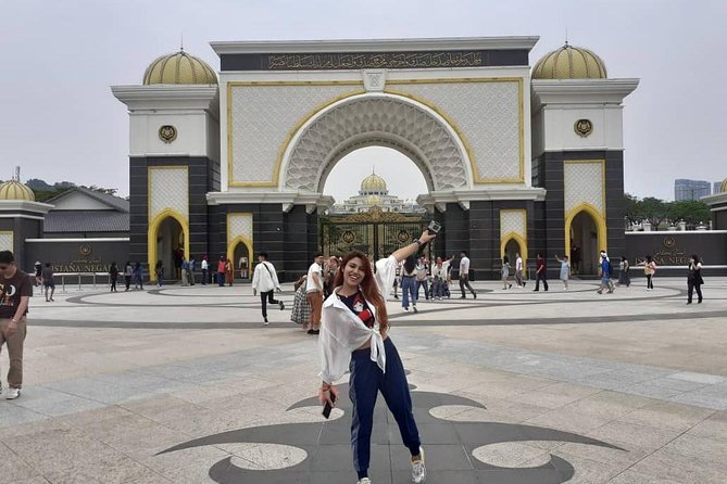 KLCC Lake of Symphony and The River Of Life Tour - Customer Feedback and Ratings