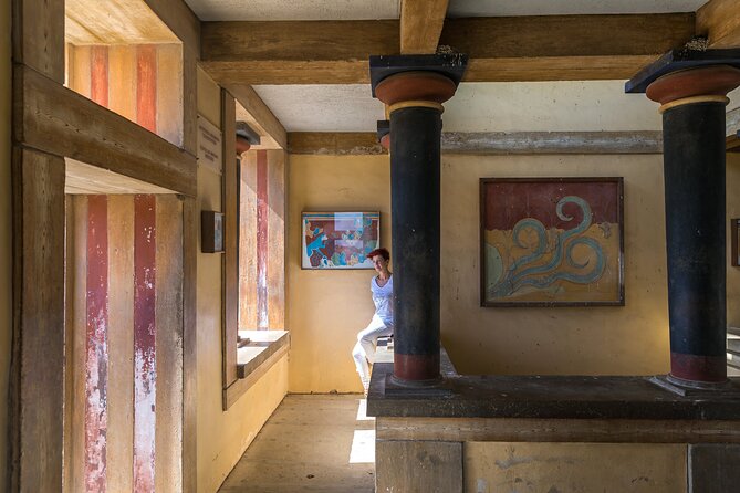 Knossos Palace and Arch. Museum of Heraklion Tour - The Significance of Knossos Palace