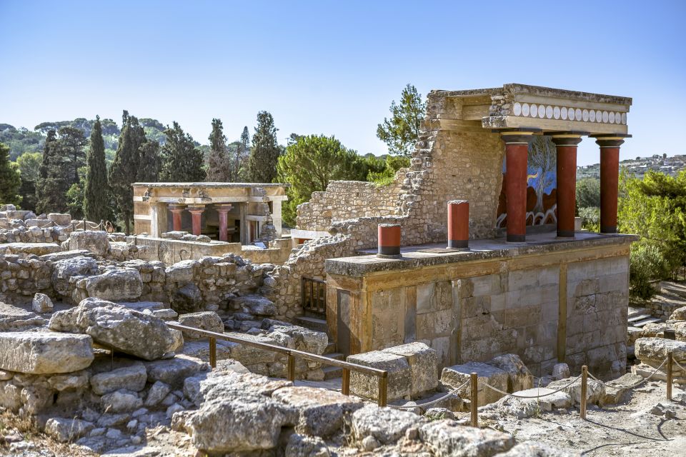 Knossos Palace Skip-the-Line Ticket & Private Guided Tour - Key Points