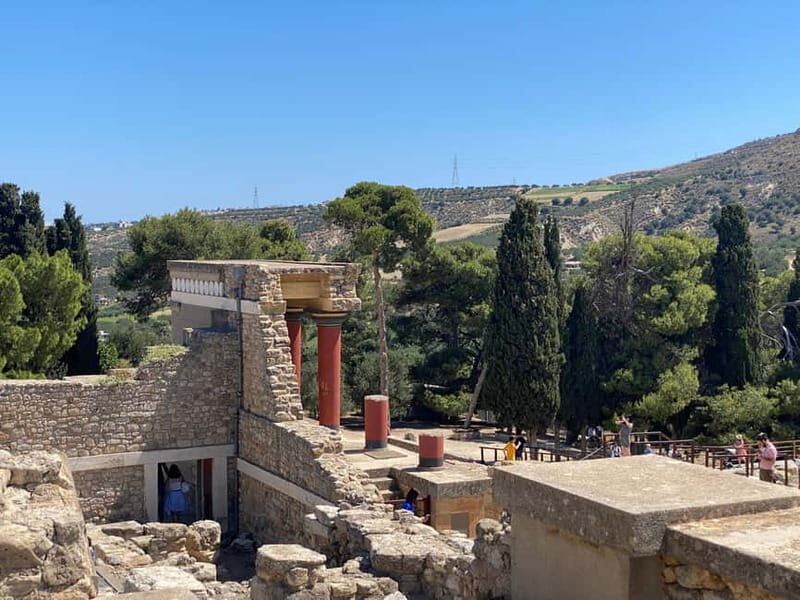 Knossos: Private Tour with a Licensed Guide & Entry Ticket - Why This Tour Works Well