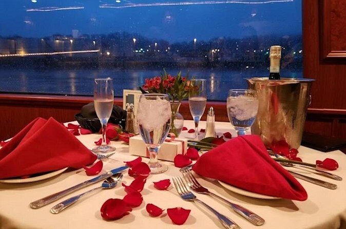 Knoxville River Cruise Aboard the Volunteer Princess - Summary: Who Should Book This Experience?