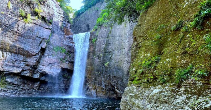 Knuckles Mountain Range Duwili Ella Tour - Sri Lanka - Company and Experience