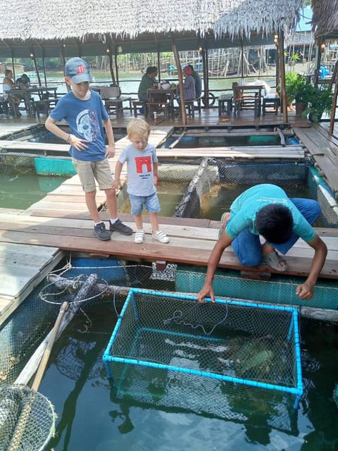 Ko Lanta: Mangrove Lanta Old Town Gypsy Village With Lunch - Old Town Exploration