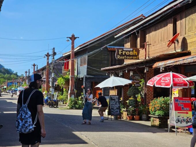 Ko Lanta: Mangrove Lanta Old Town Gypsy Village With Lunch - Booking and Cancellation Policy