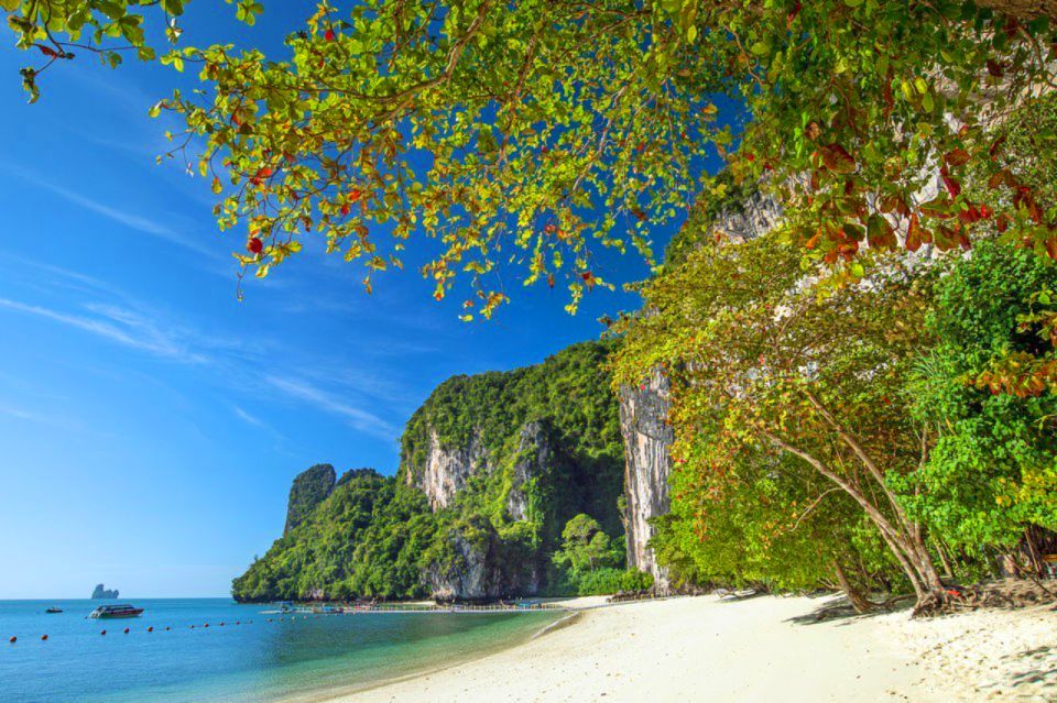 Ko Yao Noi: Hong Island Private Speedboat Charter - Stops and Highlights
