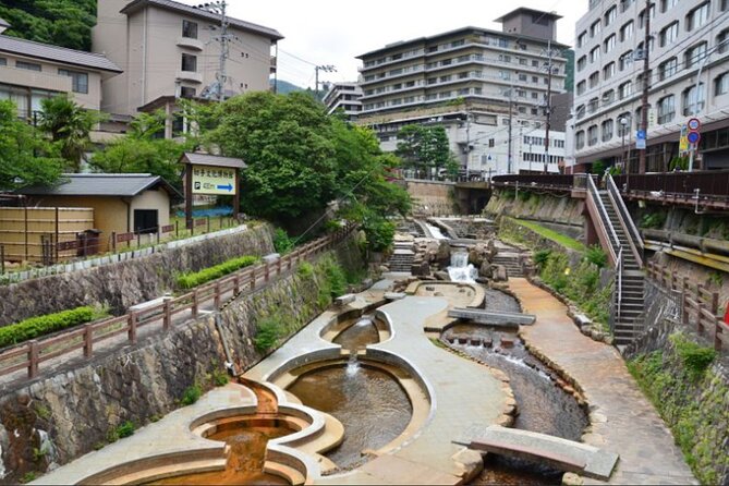 Kobe Guided Tour Including Port Area and Arima Onsen Town - Navigating the Tour