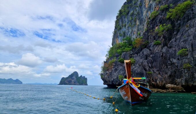 Koh Lanta: Emerald Cave & 4 Islands Snorkel Tour by Longtail - Snorkeling Experiences