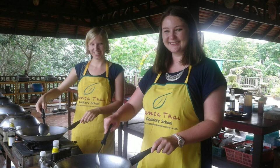 Koh Lanta: Evening Course at Lanta Thai Cookery School - Inclusions