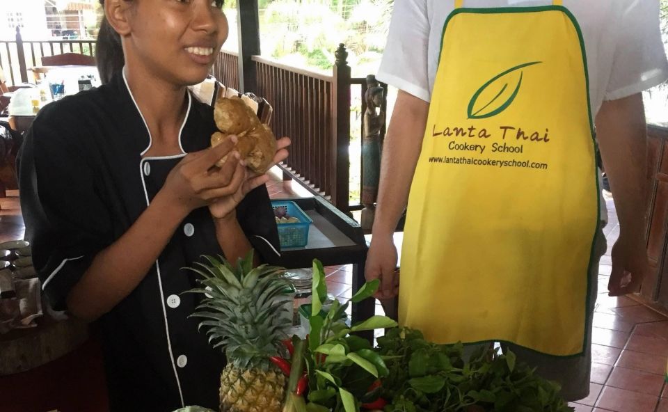 Koh Lanta: Evening Course at Lanta Thai Cookery School - Takeaway Souvenirs