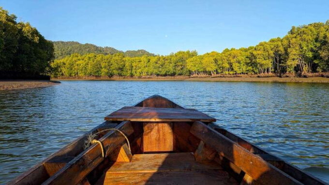 Koh Lanta: Romantic Sunrise Private Gondola Tour - Booking and Availability