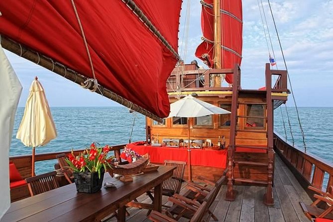 Koh Phangan Brunch and Snorkeling Cruise - Departure From Koh Samui - Hiking to a Waterfall