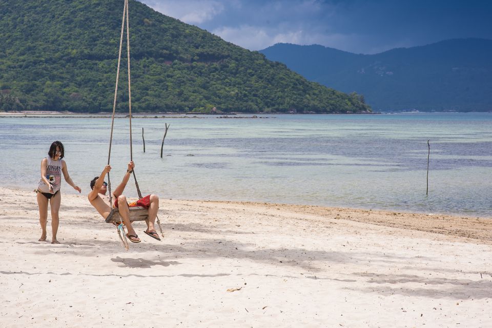 Koh Samui: Pig Island Tour by Speedboat With Snorkeling - Key Points