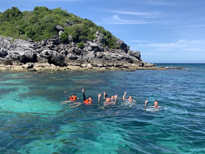 Koh Samui: Pig Island Tour by Speedboat With Snorkeling - Lunch Experience