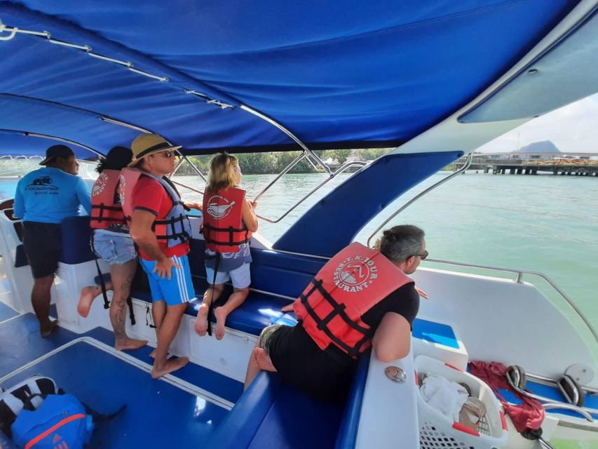 Koh Samui: Pink Dolphin Spotting & Pig Island Speedboat Tour - Spotting Pink Dolphins