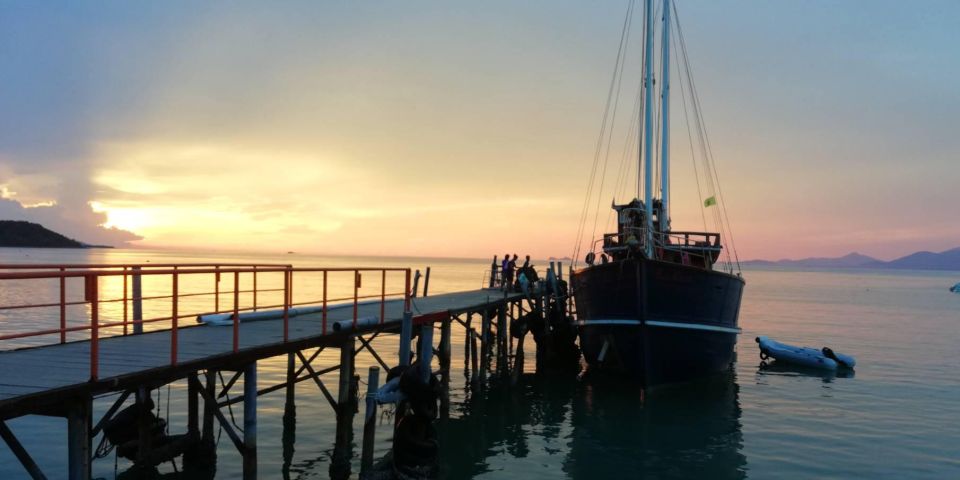 Koh Samui: Red Baron Romantic Sunset Dinner Cruise - About the Boat