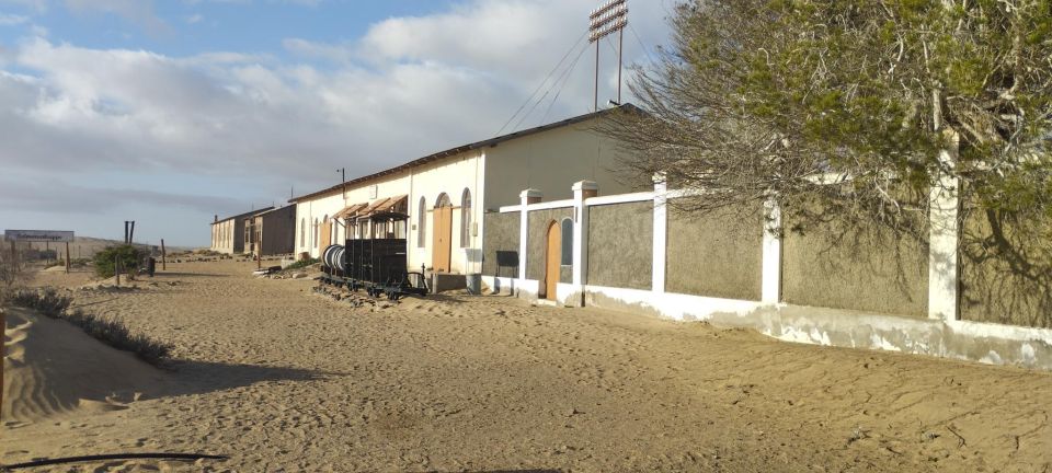 Kolmanskop: An Audio Tour of Namibia's Ghost Town - Essential Items to Bring