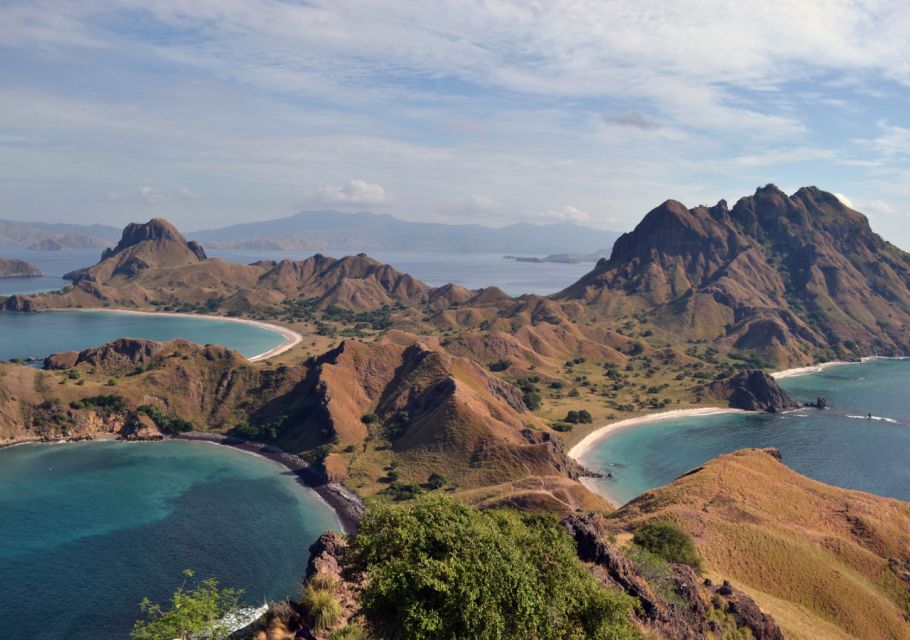 Komodo Island: Private 3-Day Tour With Boat and Hotel Stay - Relaxation at Pink Beach