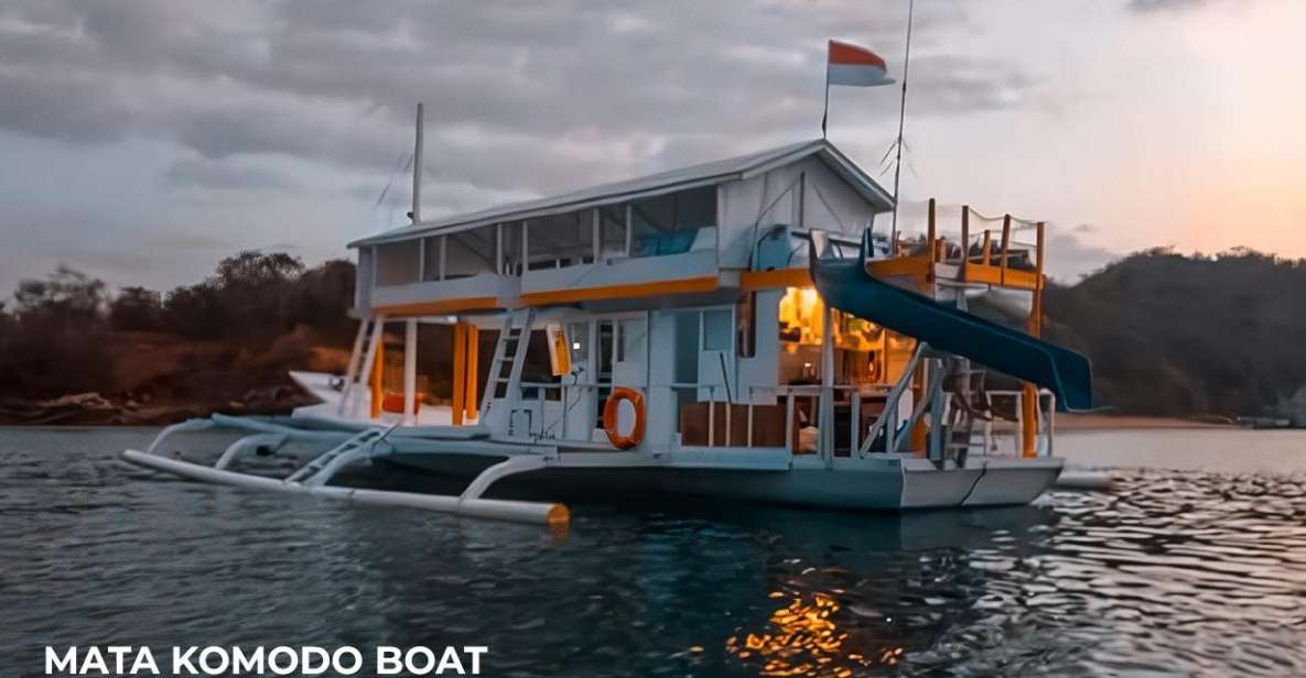 Komodo Tour : 2 Day 1 Night With Private Boat - Liveaboard - Key Points