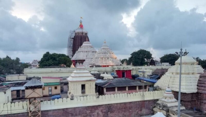 Konark & Puri- 2 Day Tour From Bhubaneswar With Stay in Puri - Day 2: Chilika Lake and Boating