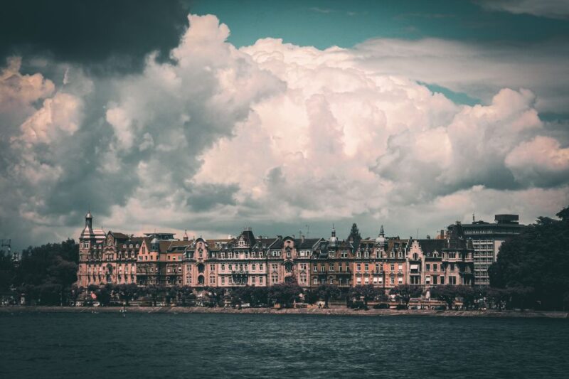 Konstanz: Express Walk With a Local in 60 Minutes - Exploring Konstanzs Old Town