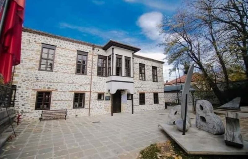 Korça: Sightseeing Walking Tour - Key Points