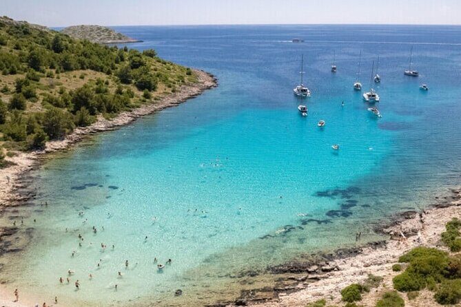 Kornati to island Mana and Kukljica and Beach Lojena Tour by boat - FAQ