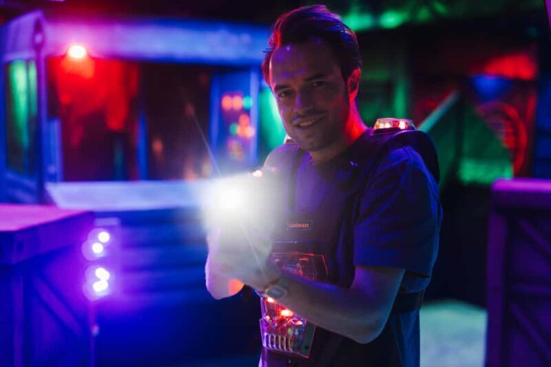 Kortrijk: Ultimate Laser Tag Experience 3 Games + Drink - Who Will Love This?