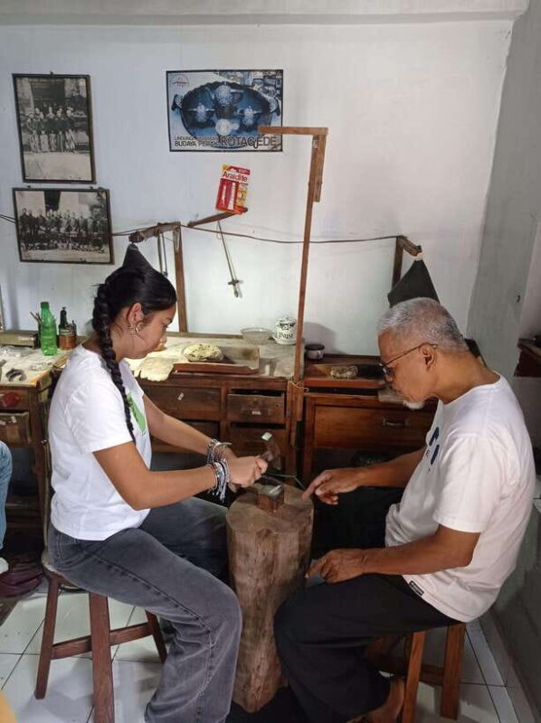 Kotagede: Silver Making Experience with Local Silversmith - Introduction: Authentic Artistry in the Heart of Kotagede
