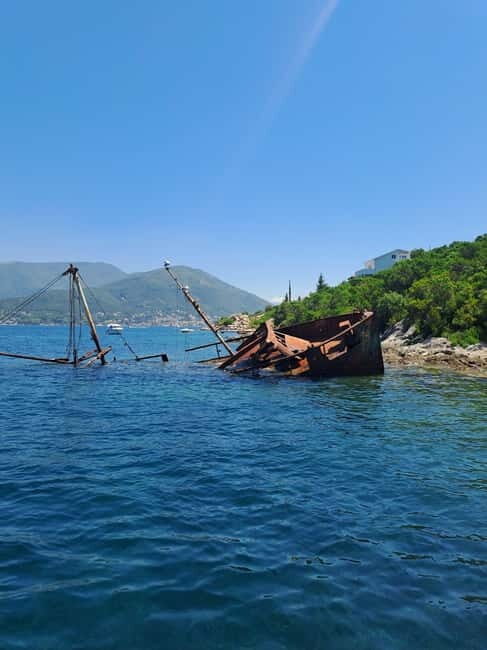 Kotor: Blue Cave and Lady of the Rocks Speedboat Tour - FAQ