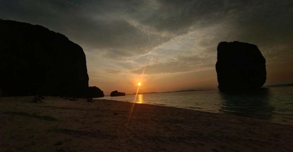 Krabi 7 Island Sunset by Luxury Vintage Boat With BBQ Dinner - Itinerary Highlights