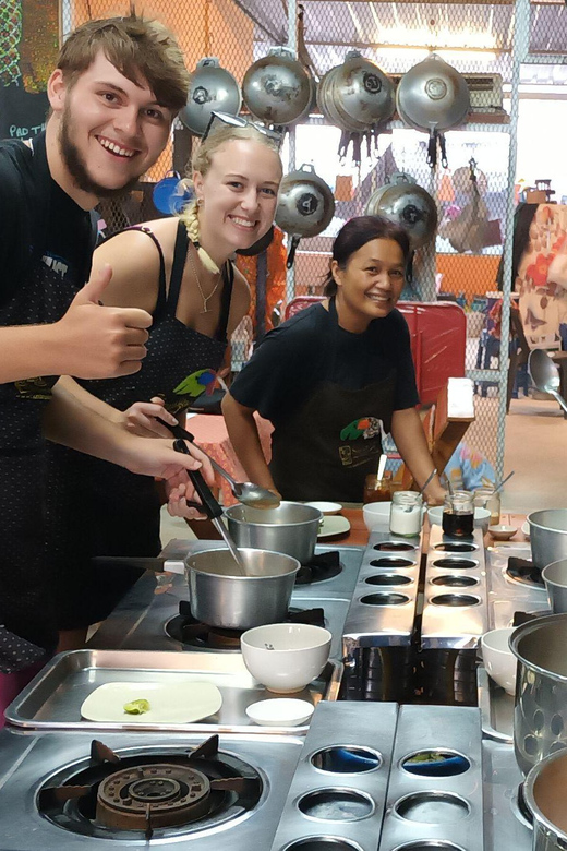 Krabi: Daily Thai Cooking Class With Smart Cook - Hands-On Cooking Experience