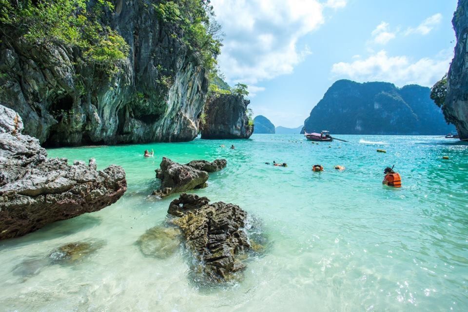Krabi: Hong Islands Longtail Private Boat Trip & Snorkeling - Included Amenities