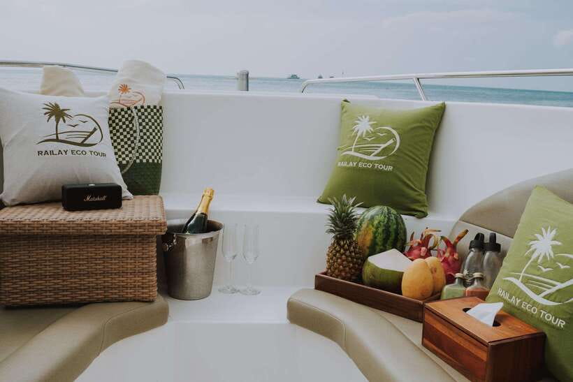 Krabi: Hong Islands Private Luxury Speed Boat Half/Full Day - Key Points