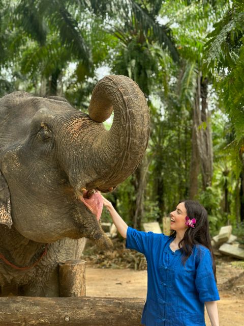 Krabi: Kayaking at Klong Nam Sai, Elephant Bathing & Feeding - Included in the Package