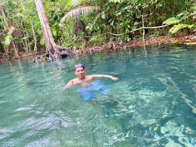 Krabi: Klong Root (Crystal Lake) Kayaking Tour - Suitability and Accessibility