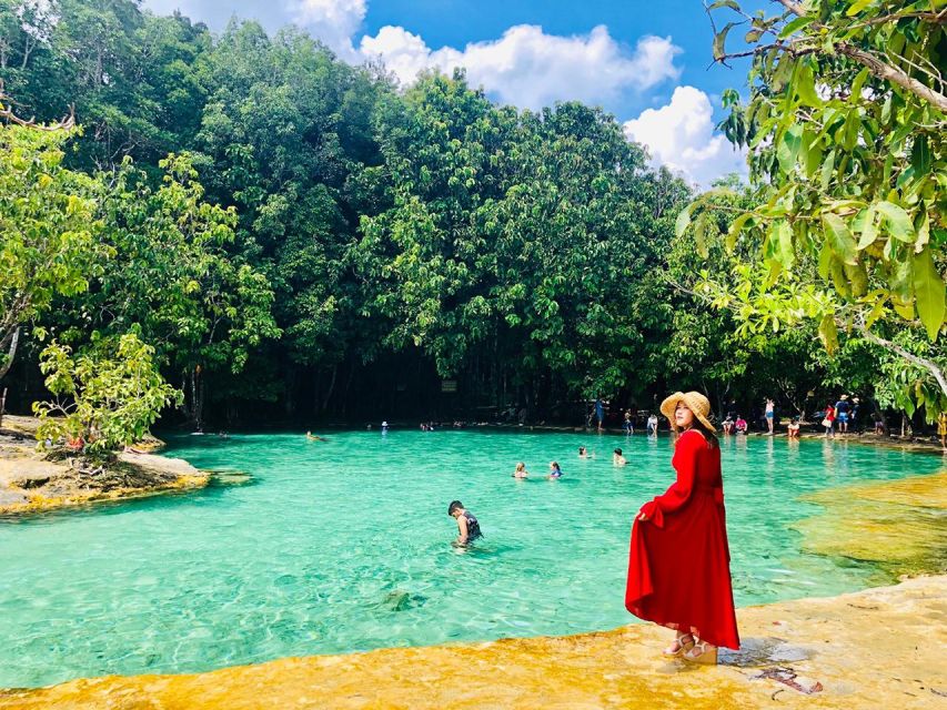 Krabi: Klongtom Hot Spring, Emerald Pool and Tiger Cave Tour - Morning Mist at Wat Tham Suea
