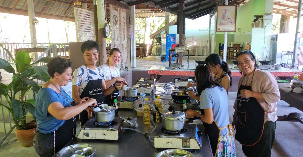 Krabi: Morning/Afternoon Thai Cooking Class at Yas Cookery - Adapting Dishes to Preferences