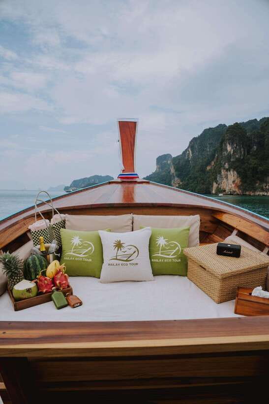 Krabi: Phi Phi by Luxury Longtail Boat Private Day Tour - Included Amenities