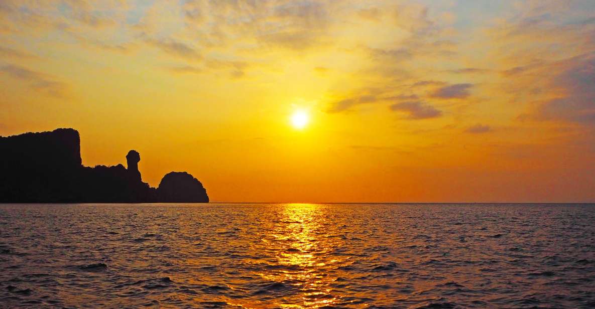 Krabi: Phi Phi Early Bird & 4 Island by Speedboat With Lunch - Boat Capacity