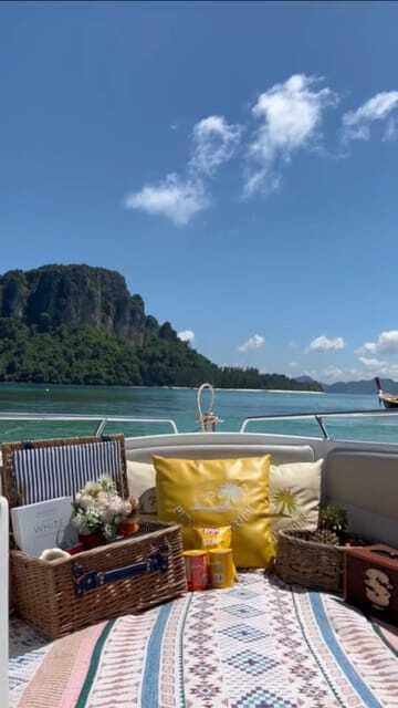 Krabi: Private Luxury Speedboat With Picnic Beach - Exploring the Islands